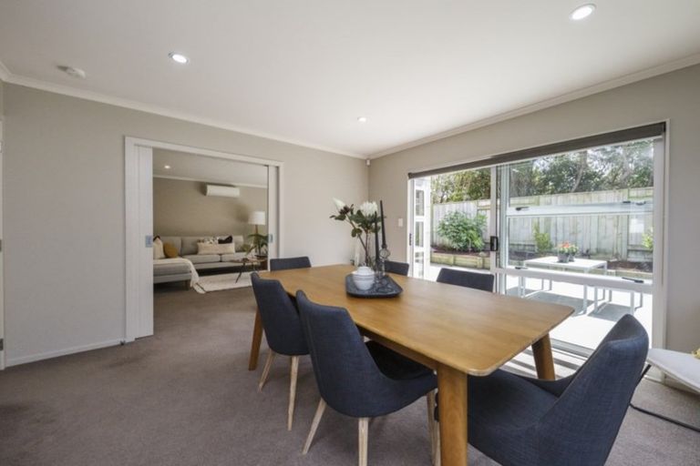 Photo of property in 1 Lorenzo Place, Kelvin Grove, Palmerston North, 4414
