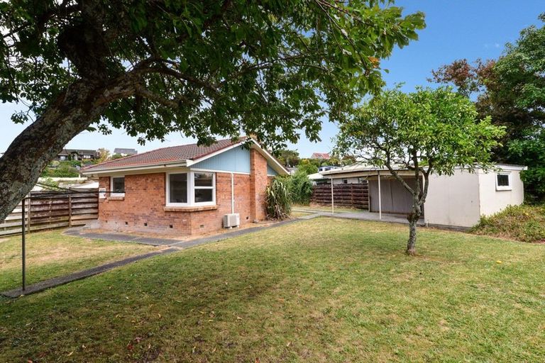 Photo of property in 74 Bremworth Avenue, Dinsdale, Hamilton, 3204