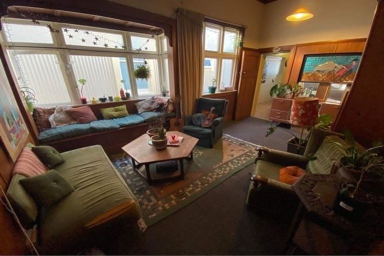 Photo of property in 135 Wallace Street, Mount Cook, Wellington, 6021