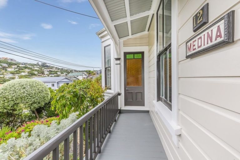 Photo of property in 12 Eden Street, Island Bay, Wellington, 6023