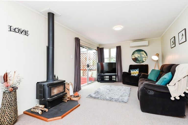 Photo of property in 13 Watts Crescent, Hamilton East, Hamilton, 3216