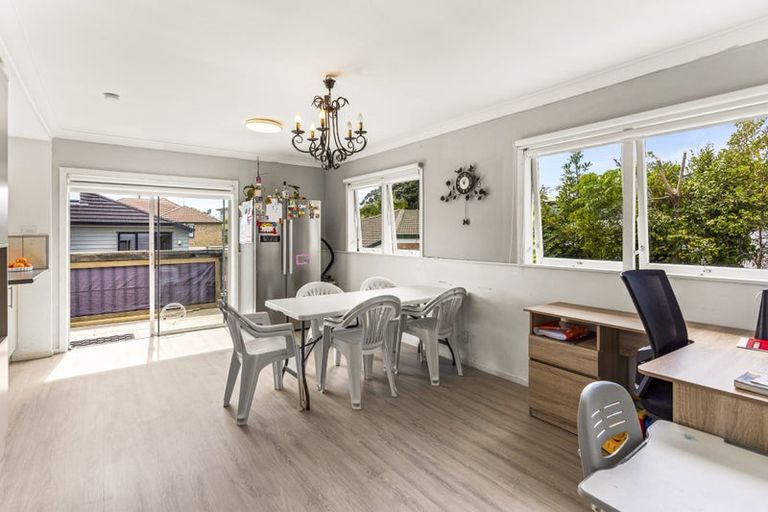 Photo of property in 39a Baird Street, Howick, Auckland, 2014