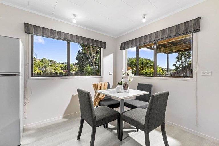 Photo of property in 32 Mcdowell Crescent, Hillcrest, Auckland, 0627