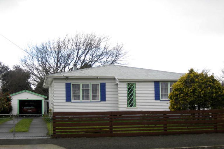 Photo of property in 6 Kent Street, Carterton, 5713