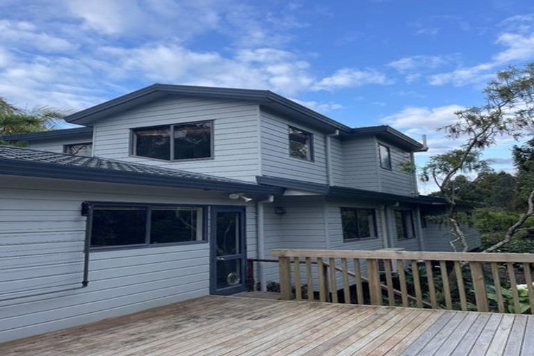 Photo of property in 34b Kiteroa Terrace, Rothesay Bay, Auckland, 0630