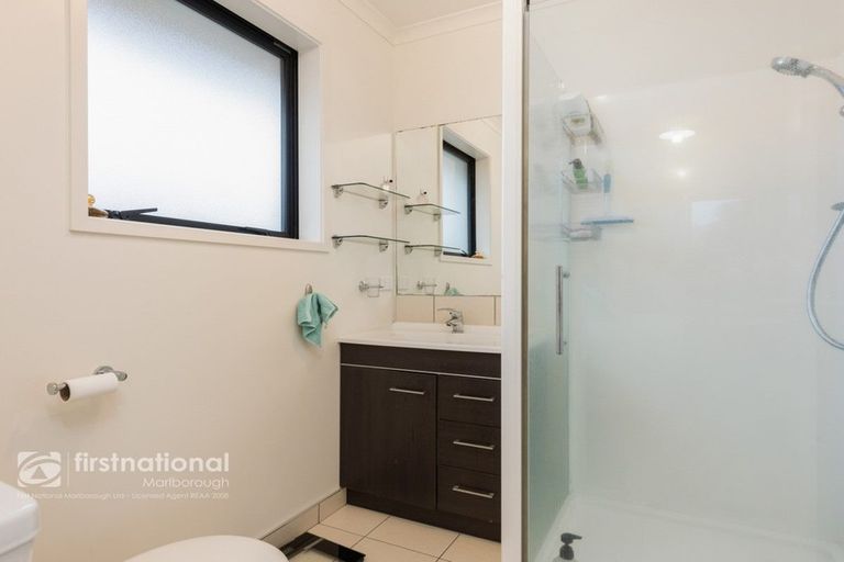 Photo of property in 32 River Terrace, Renwick, 7204