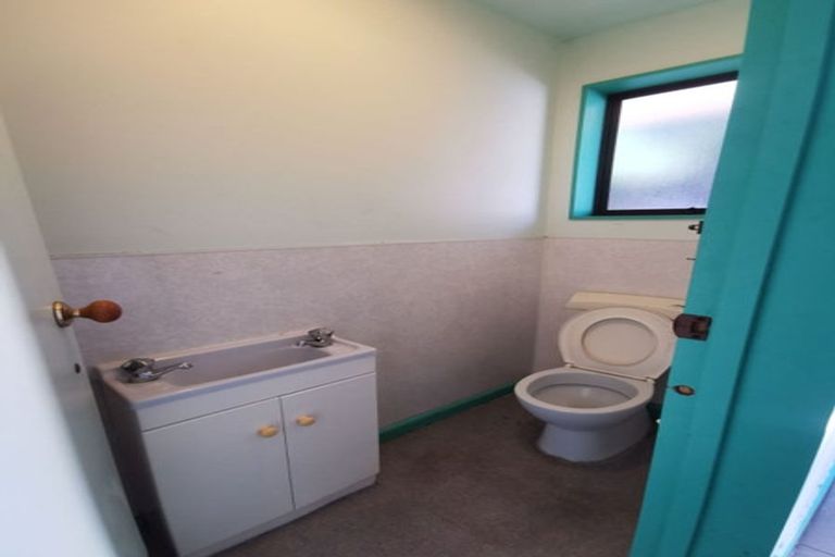 Photo of property in 64 Acacia Avenue, Upper Riccarton, Christchurch, 8041