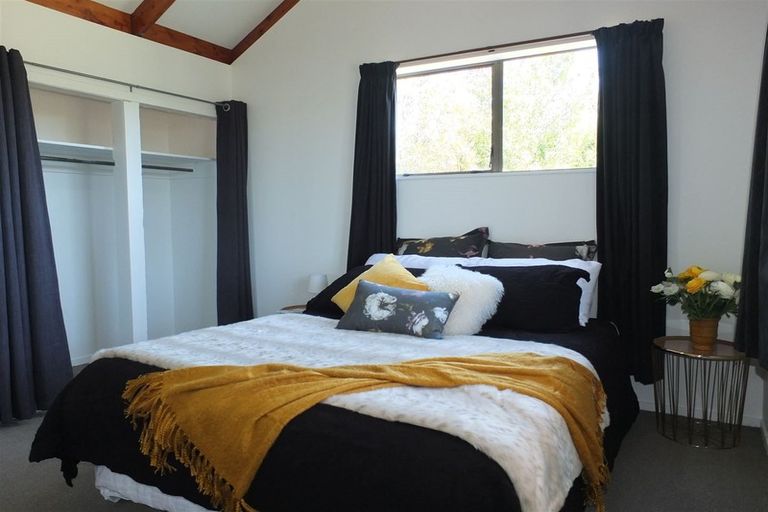 Photo of property in 5 Hillview Place, Pleasant Point, 7903