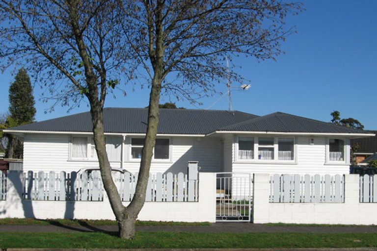 Photo of property in 75 Heath Street, St Andrews, Hamilton, 3200