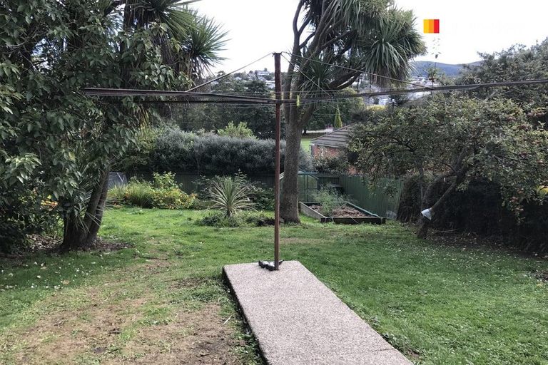 Photo of property in 11 Walton Street, Kaikorai, Dunedin, 9010