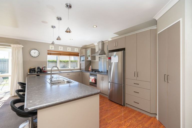 Photo of property in 15 Palliser Drive, Huntington, Hamilton, 3210