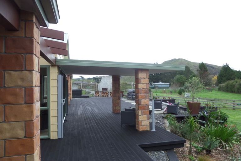 Photo of property in 18 Kauri Lane, Huntly, 3771