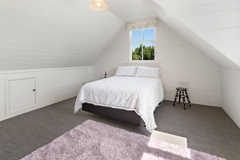 Photo of property in 91 Jellicoe Street, Martinborough, 5711