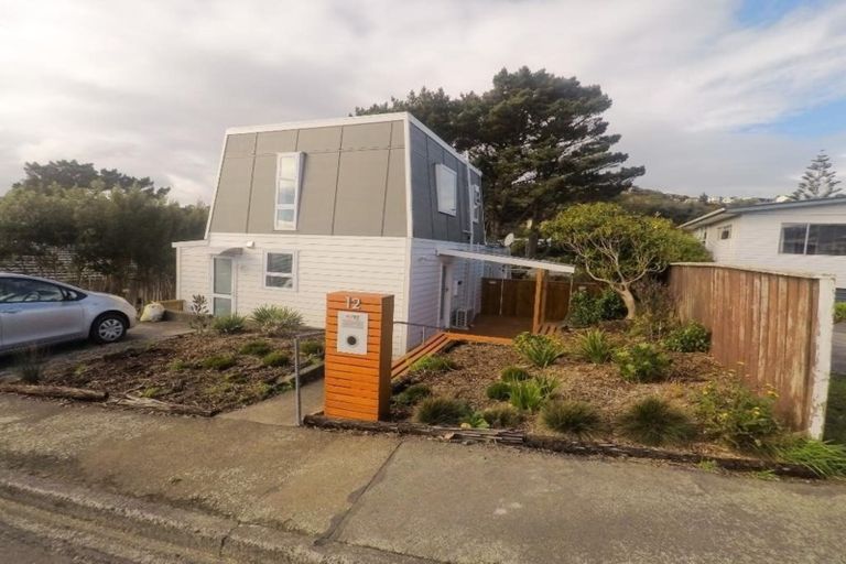 Photo of property in 12 Glen Alton Avenue, Paparangi, Wellington, 6037
