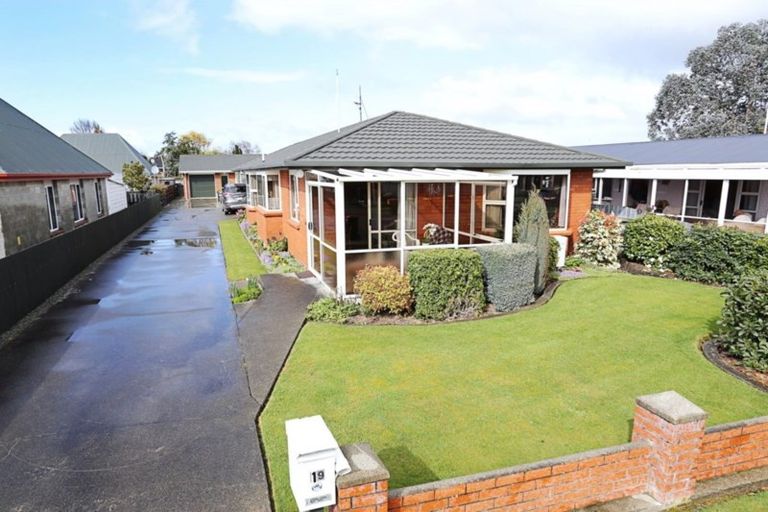 Photo of property in 19 Galway Street, Grasmere, Invercargill, 9810