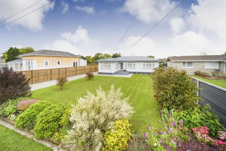 Photo of property in 7 Grey Street, Marton, 4710