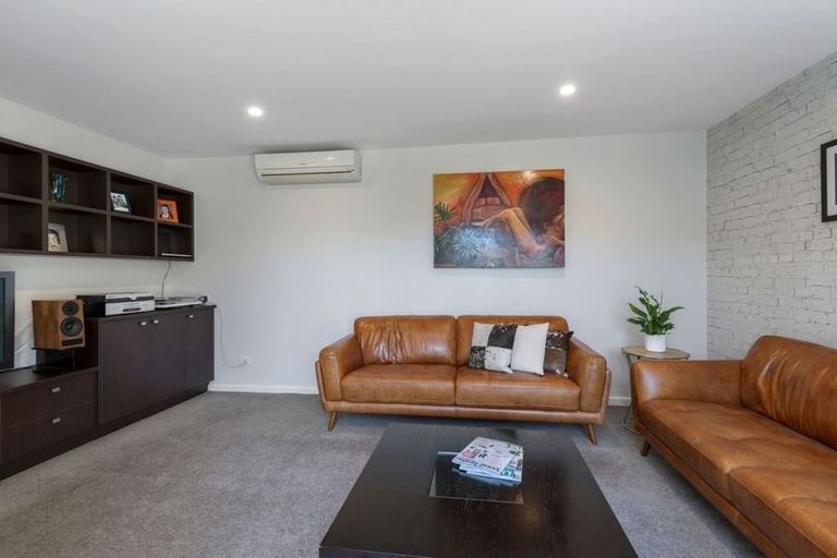 Photo of property in 83 Mays Road, St Albans, Christchurch, 8052