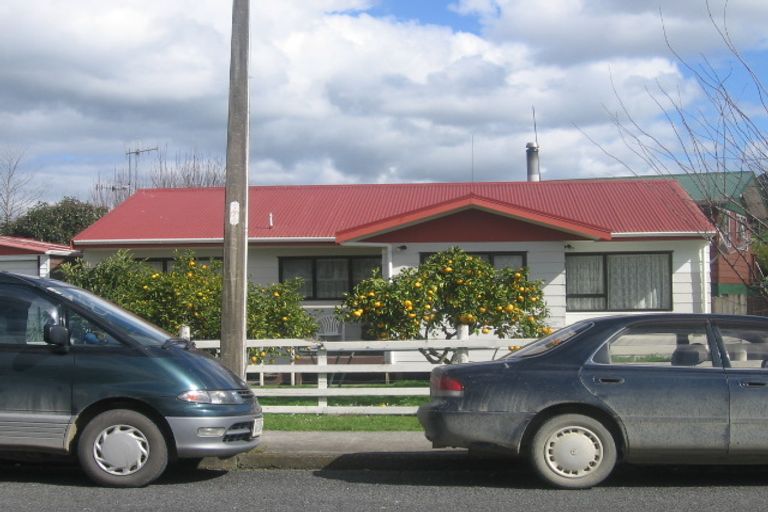 Photo of property in 2 Swan Avenue, Hikurangi, 0114