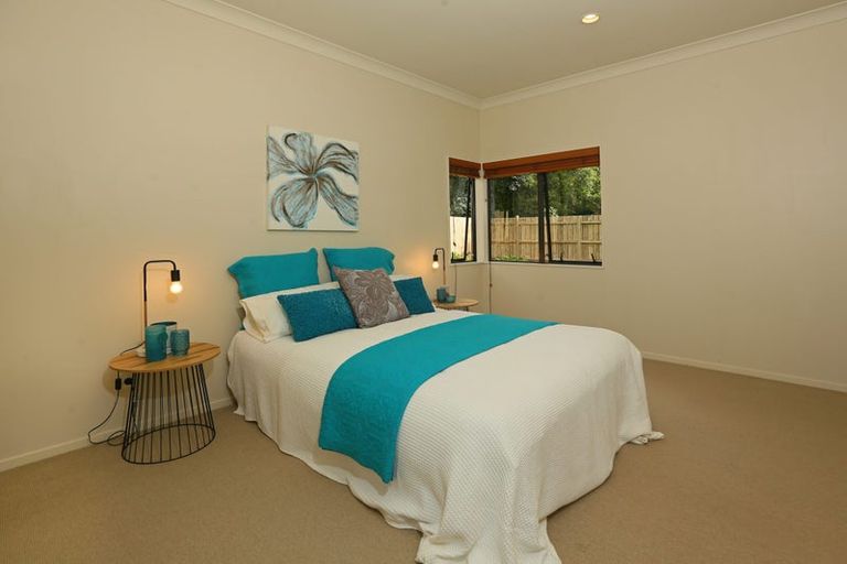 Photo of property in 107a Glendale Road, Glen Eden, Auckland, 0602