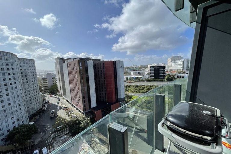 Photo of property in 801/18 Saint Martins Lane, Grafton, Auckland, 1010