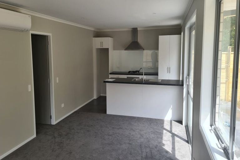 Photo of property in 40 Martingale Drive, Whitby, Porirua, 5024