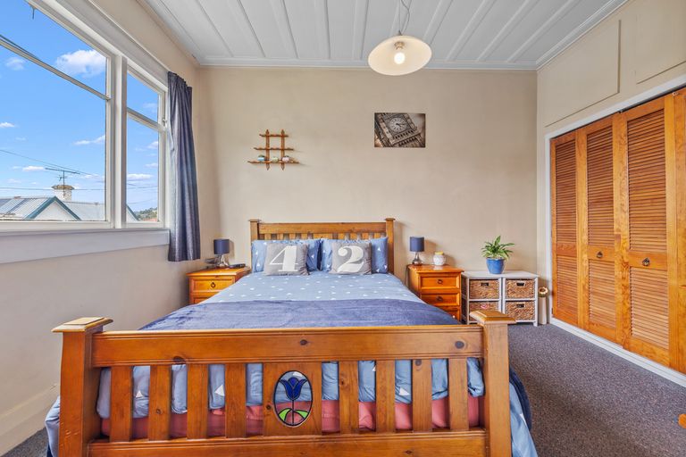 Photo of property in 11 Catherine Street, Caversham, Dunedin, 9012