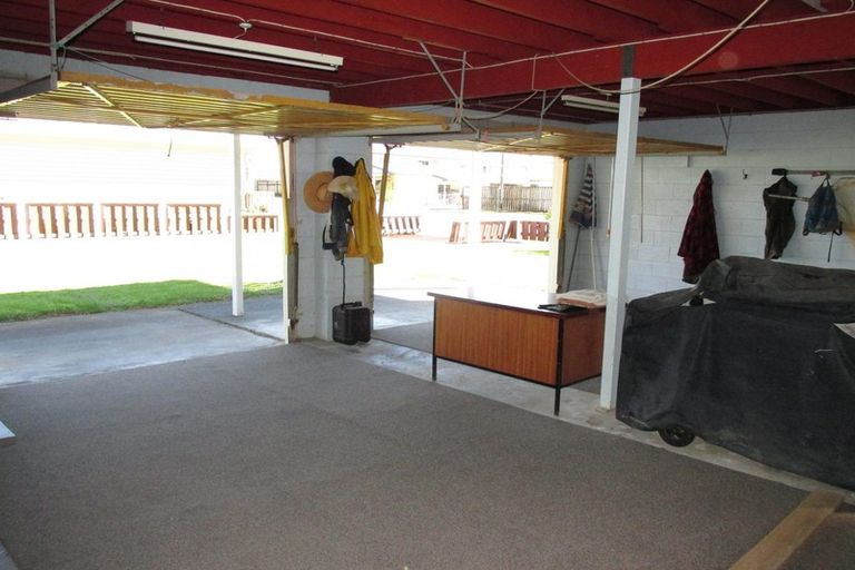 Photo of property in 48 Moana Drive, Mahia, 4198