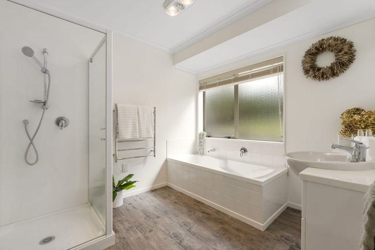 Photo of property in 28 Tuscany Place, Ohauiti, Tauranga, 3112