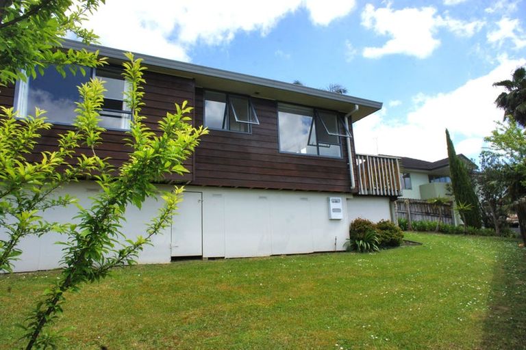 Photo of property in 20 Kells Place, Botany Downs, Auckland, 2010