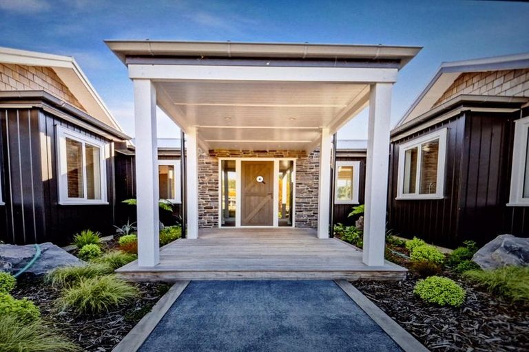 Photo of property in 56 Oakdale Drive, Kinloch, Taupo, 3377