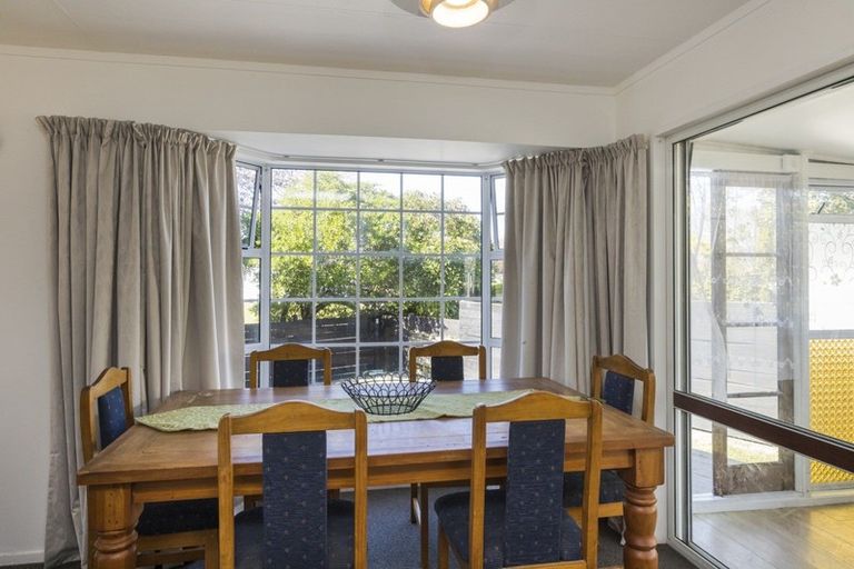 Photo of property in 94 Stillwater Place, Westbrook, Palmerston North, 4412