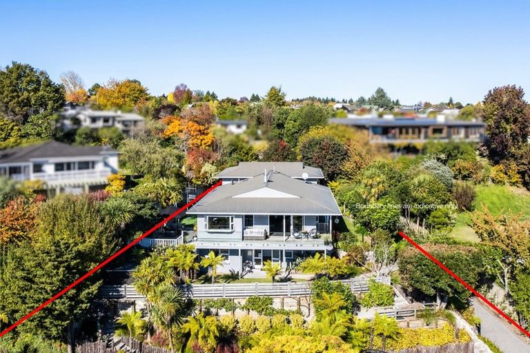 Photo of property in 358 Lake Terrace, Two Mile Bay, Taupo, 3330