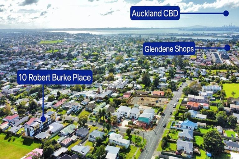 Photo of property in 10d Robert Burke Place, Henderson, Auckland, 0612