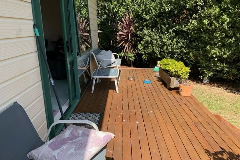 Photo of property in 2/22 Udall Place, Bucklands Beach, Auckland, 2014