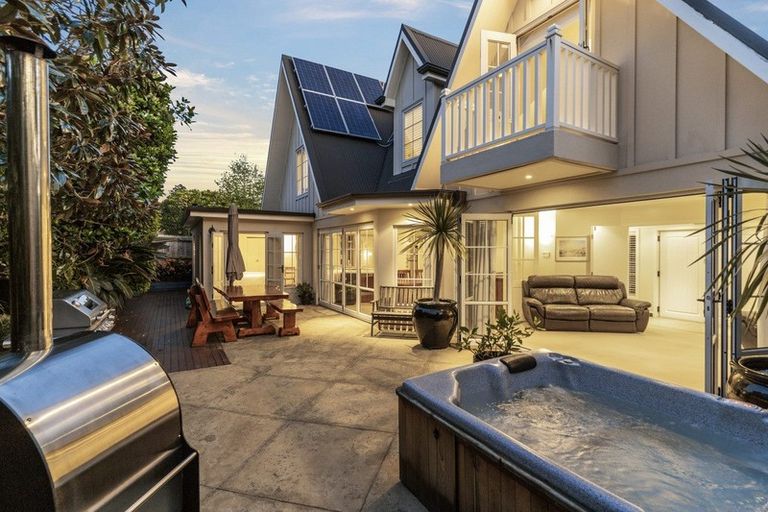 Photo of property in 18a Clarke Road, Onehunga, Auckland, 1061