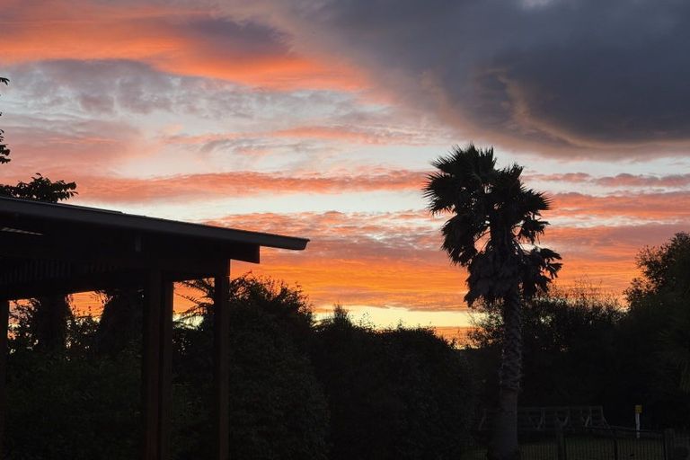 Photo of property in 10a Cooper Avenue, Holdens Bay, Rotorua, 3010