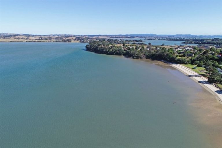 Photo of property in 7 Ronald Avenue, Glenbrook, Waiuku, 2681