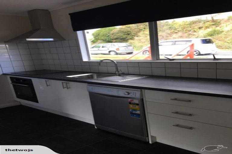 Photo of property in 1/27 Vancouver Street, Kingston, Wellington, 6021