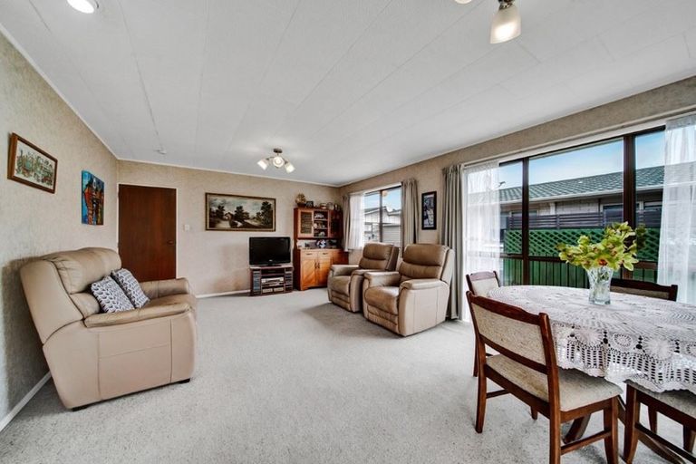 Photo of property in 13a Karamu Street, Strandon, New Plymouth, 4312