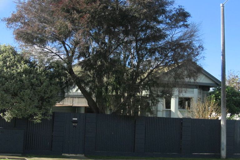 Photo of property in 913 Fitzroy Avenue, Mahora, Hastings, 4120