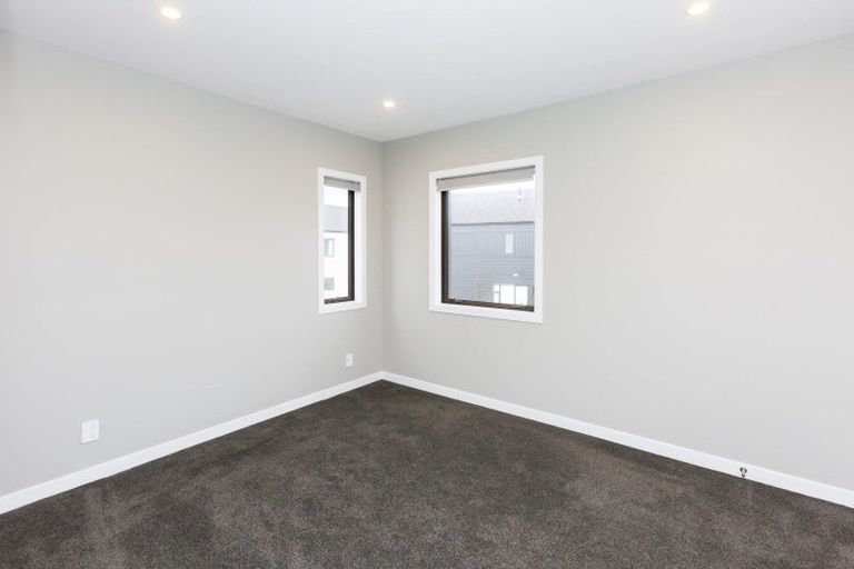 Photo of property in 31 Ron Deal Way, Epuni, Lower Hutt, 5011