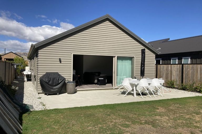 Photo of property in Northlake, 20 Malvern Road, Wanaka, 9305