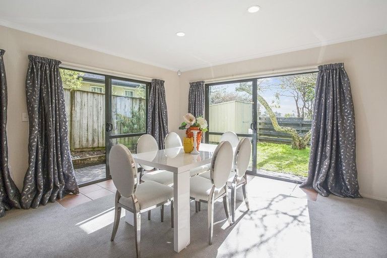 Photo of property in 36a Greenhill Crescent, Pakuranga, Auckland, 2010