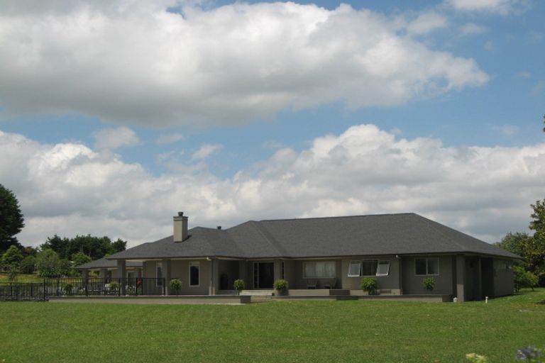 Photo of property in 26 Birch Road, Karaka, Papakura, 2580