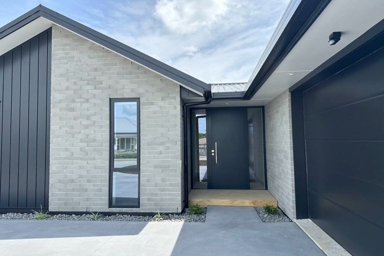 Photo of property in 1b Pengover Avenue, Leamington, Cambridge, 3432