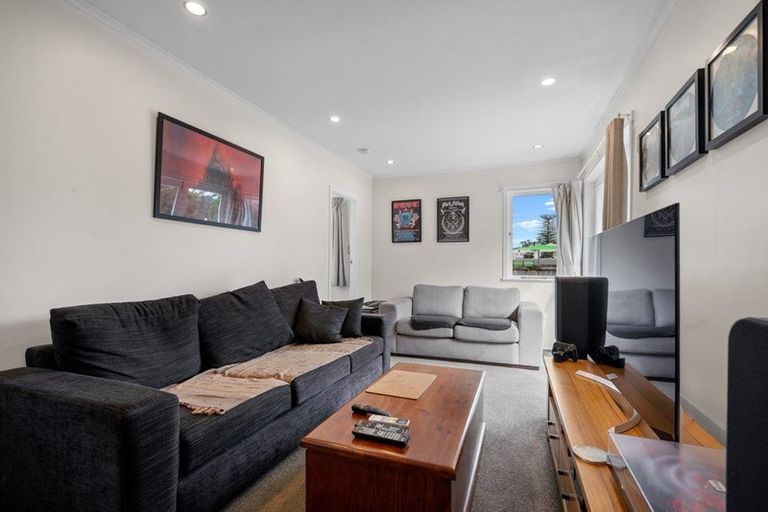 Photo of property in 92a Nelson Street, Howick, Auckland, 2014