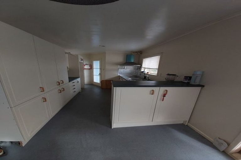 Photo of property in 85 Bruce Road, Glenfield, Auckland, 0629