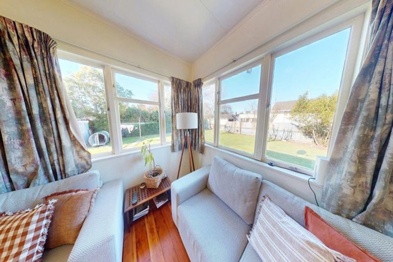 Photo of property in 11 Lyon Street, Marton, 4710