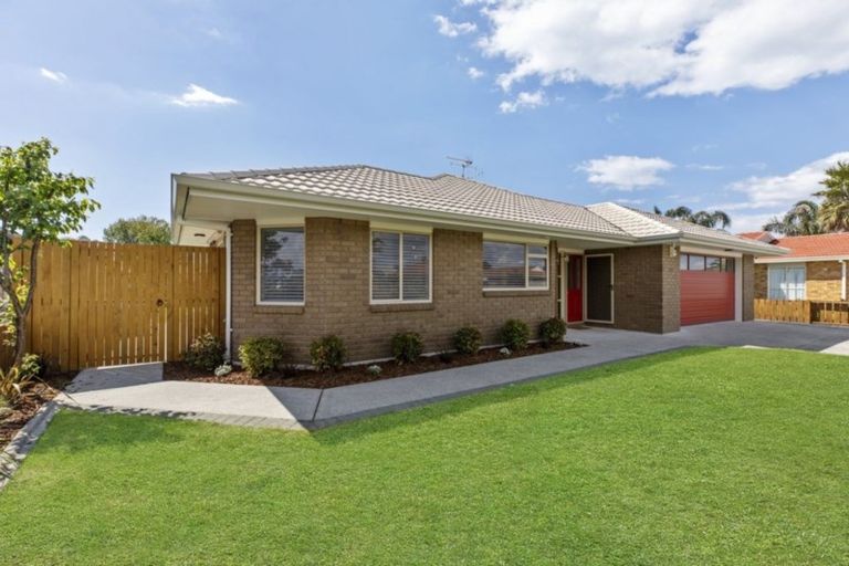 Photo of property in 691 Grenada Street, Papamoa Beach, Papamoa, 3118