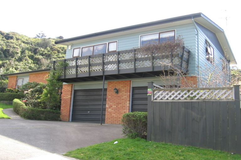 Photo of property in 56 Truscott Avenue, Johnsonville, Wellington, 6037